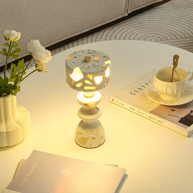 Garduru - Stilvolle LED Tischlampe Aus Marmor & Eisen Mit USB-Anschluss