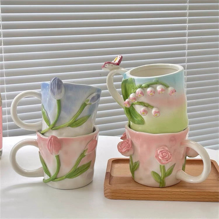 Garduru 3D Floral Handgemalte Tasse