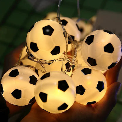 LED-Nachtlichtgirlande mit Fußball-Design