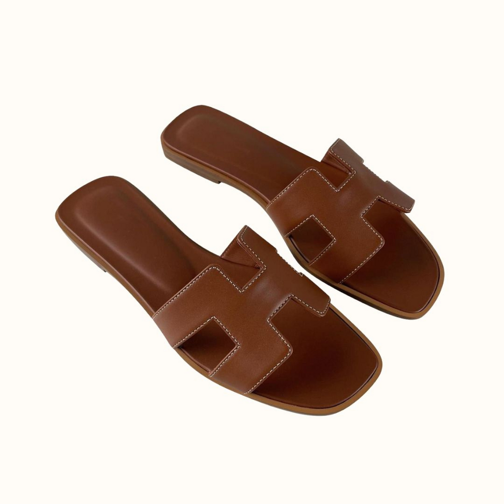 StrapMaven | Moderne Leder-Sandalen mit H-Design