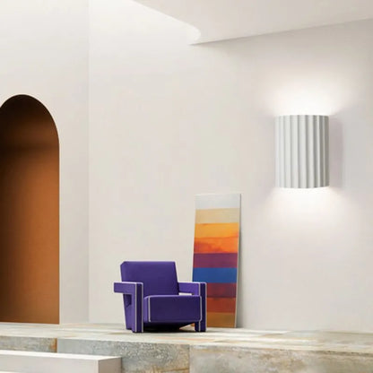 Moderne Design Wandleuchte – Lampenschirm in Falten