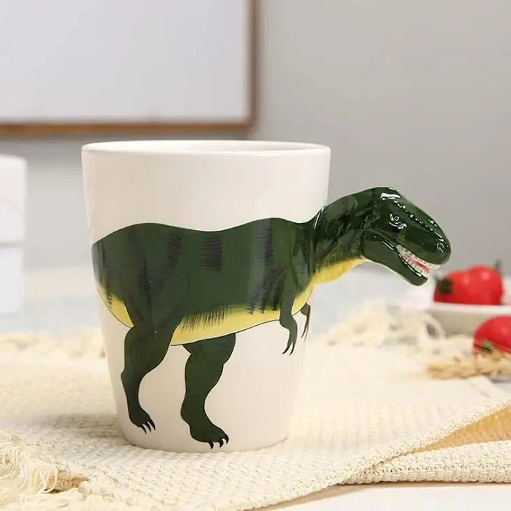 Handbemalte Keramiktasse mit Dinosauriermotiv