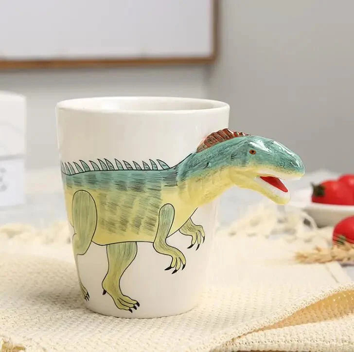 Handbemalte Keramiktasse mit Dinosauriermotiv