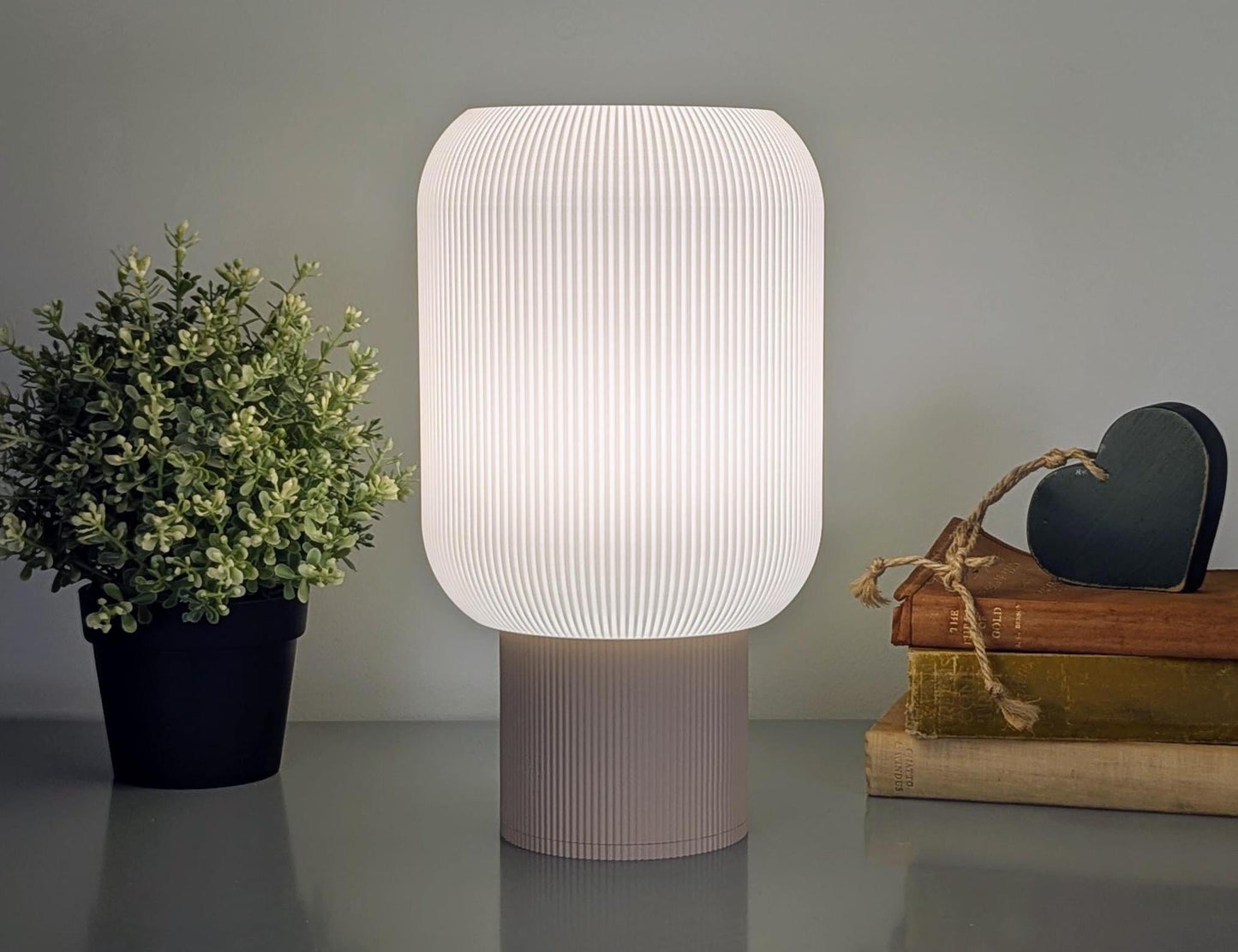 Cumulis Tischlampe – 3D-gedruckte gefaltete Zylinderbeleuchtung