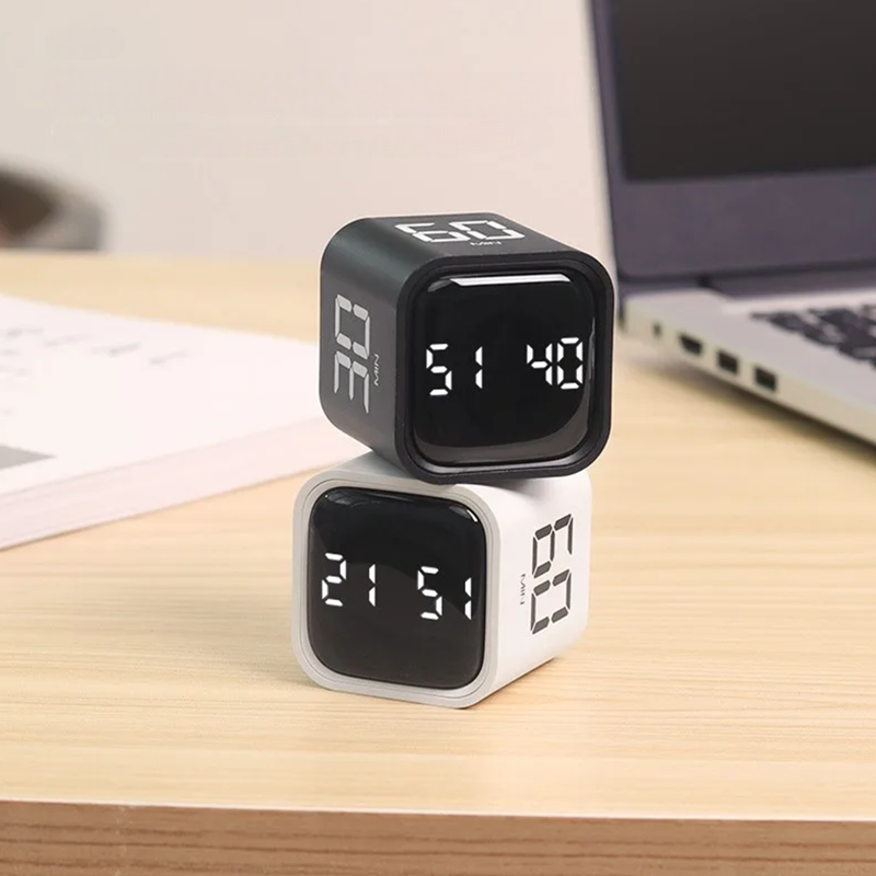 Smart Cube Timer mit Schwerkraftsensor und LED-Anzeige