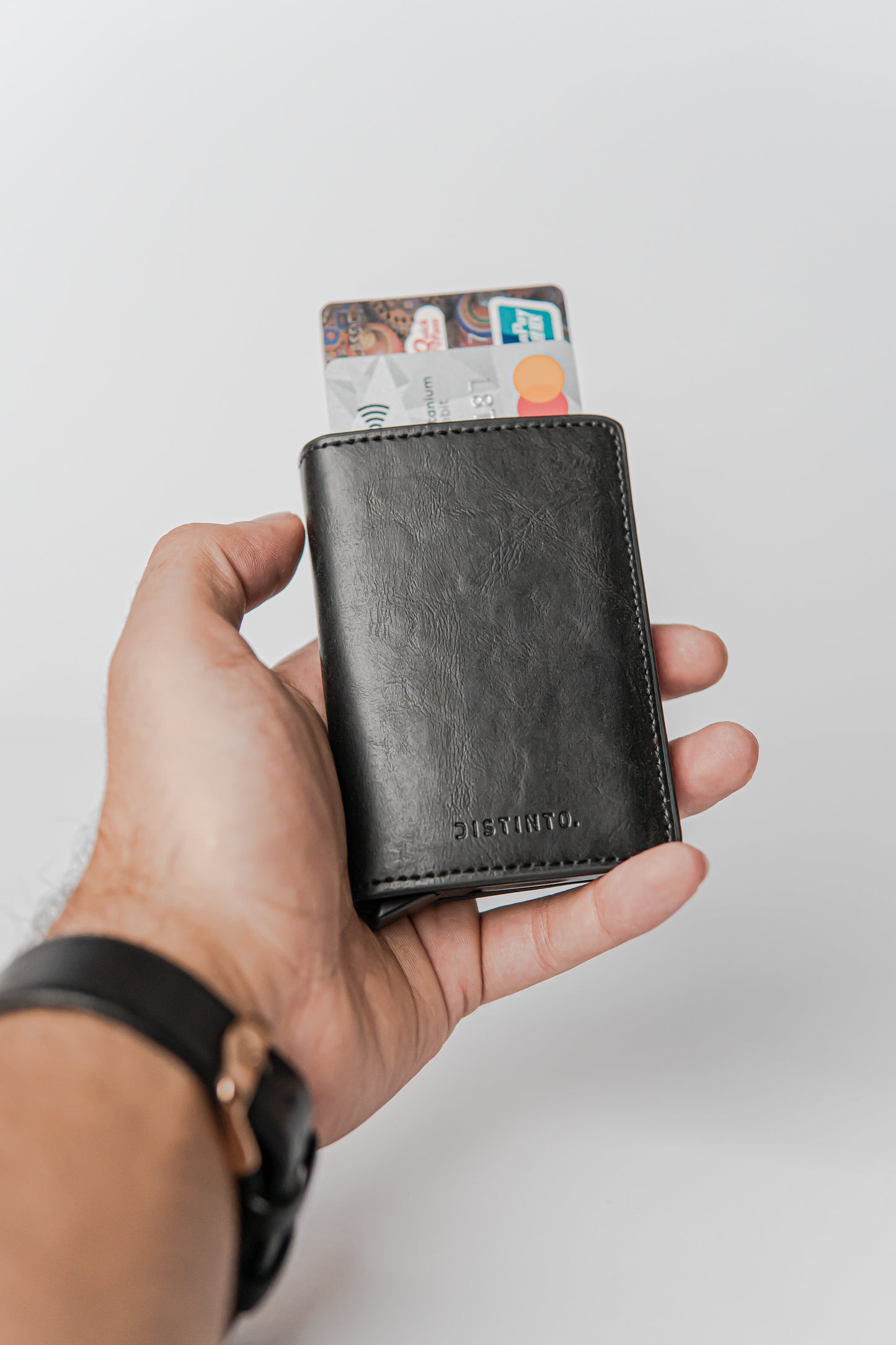 Royaleva Sleek RFID Pop-Up Geldbörse für einfachen Karten Zugang