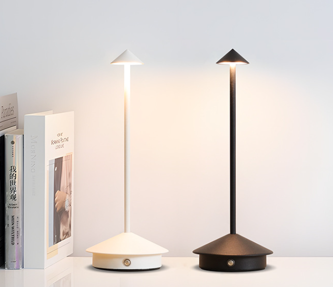 Garduru LED Tischlampe - Wasserdicht & Dimmbare Kabellose Beleuchtung - Salume