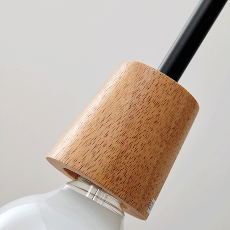 RoyaleGlow Stilvolle Eleganz Glas Pendelleuchten mit exquisiten Lampenschirmen