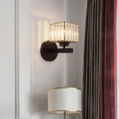 Kristallglas-Wandleuchte mit modernem Armdesign