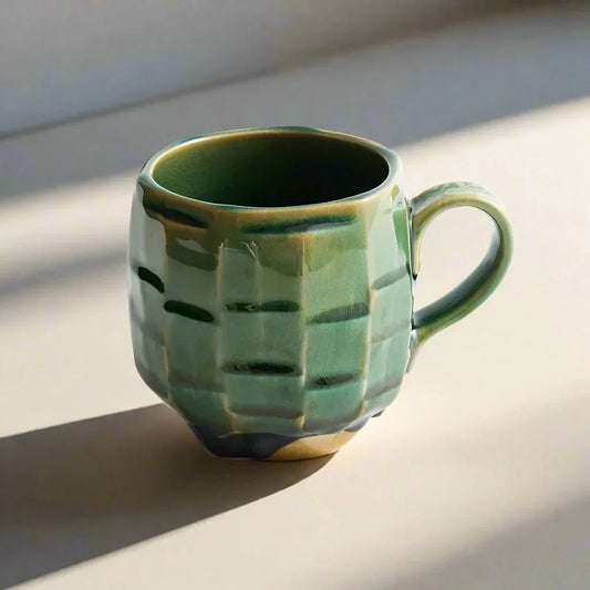 ZenSip – Vintage Keramiktasse mit japanischem Design für stilvolle Morgen