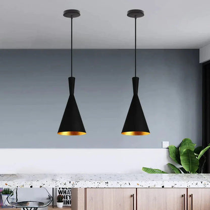 Industrielle LED-Hängelampe Schwarz