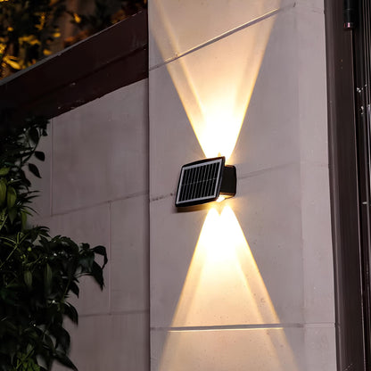 Royaleva Solarbetriebene Wandlampe – Dualmodus LED Außenlicht für Sicherheit & Ambiente