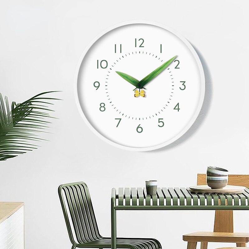 Vogel Wanduhr – Kunstvolle Zeitmessung mit Naturflair