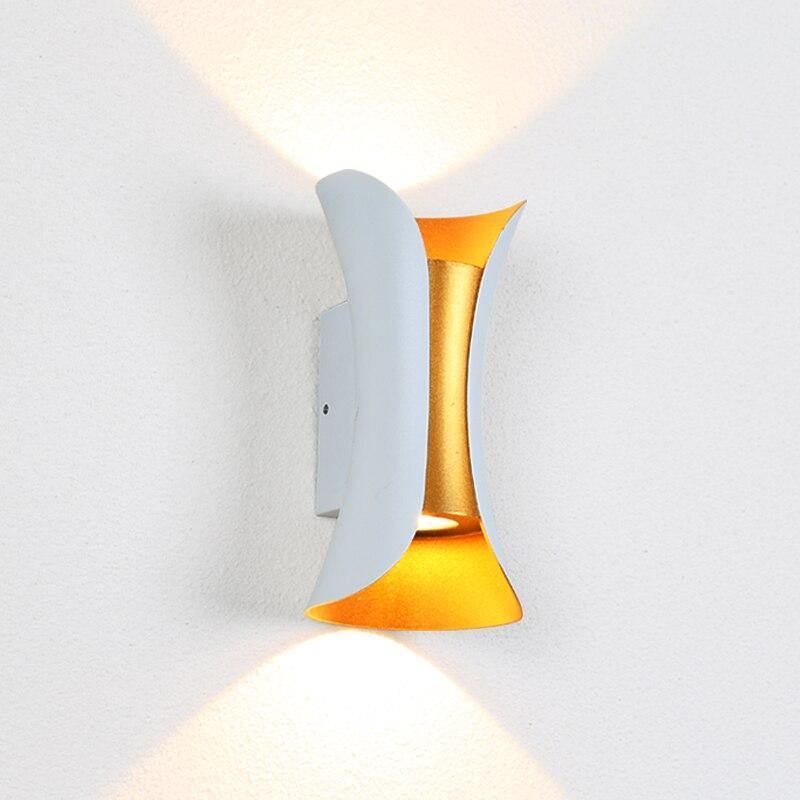 LustriaGlow – Stilvolle Außenwandleuchte mit wetterfestem Design