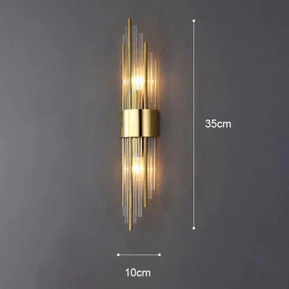 CrystalDazzle | Innovative Kristallwandlampe mit einem goldenen Akzent