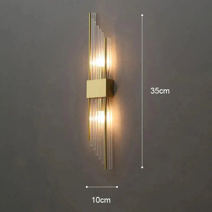 CrystalDazzle | Innovative Kristallwandlampe mit einem goldenen Akzent