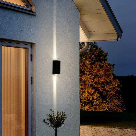 LumiTerra – Moderne Außenwandlampe mit eleganter LED-Beleuchtung