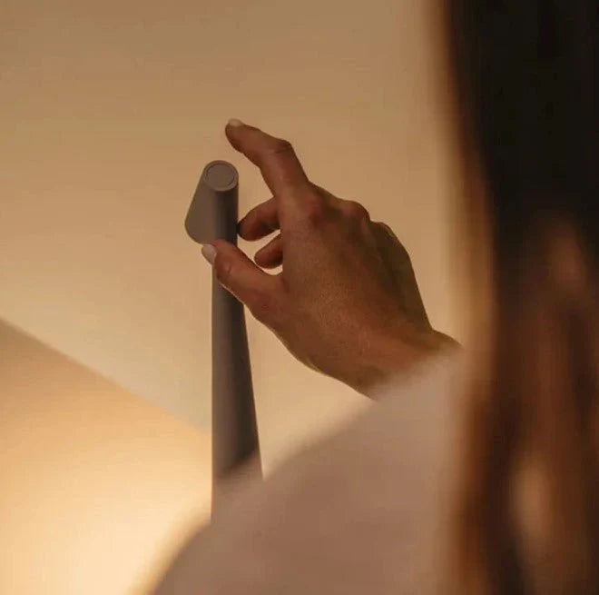 Nordic Minimalist Design Stimmungslicht | Drahtlos | LED | Leselampe | Esstischlampe | LumeGlow