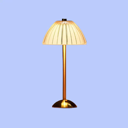 CrystalGlow – Drahtlose Tischlampe mit luxuriösem Kristall-Design