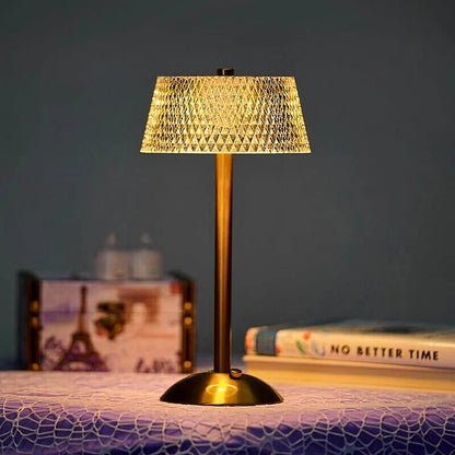CrystalGlow – Drahtlose Tischlampe mit luxuriösem Kristall-Design