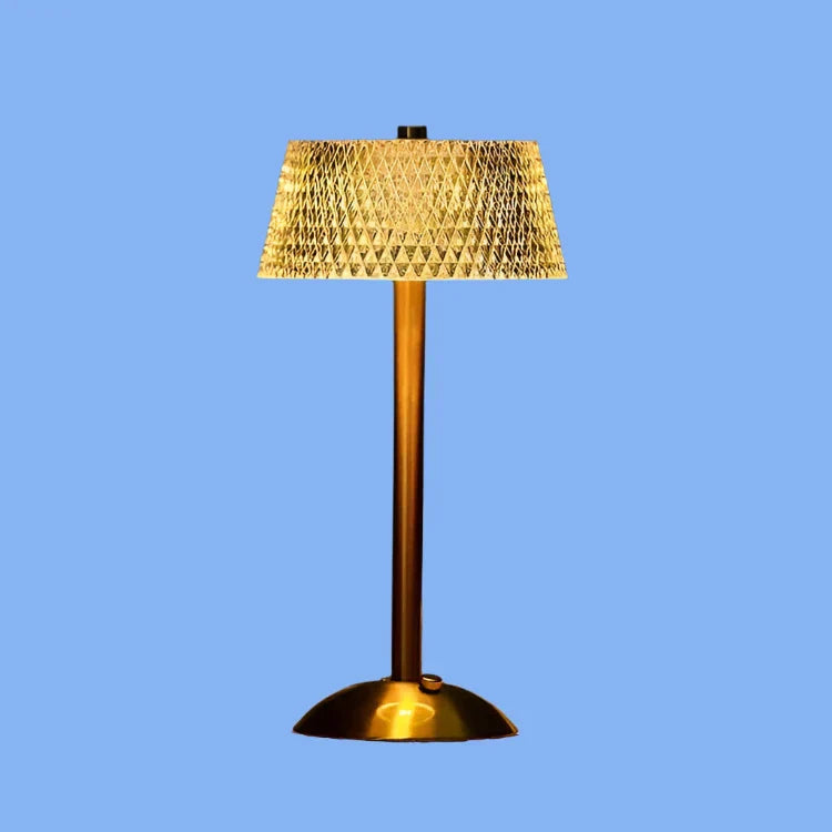 CrystalGlow – Drahtlose Tischlampe mit luxuriösem Kristall-Design