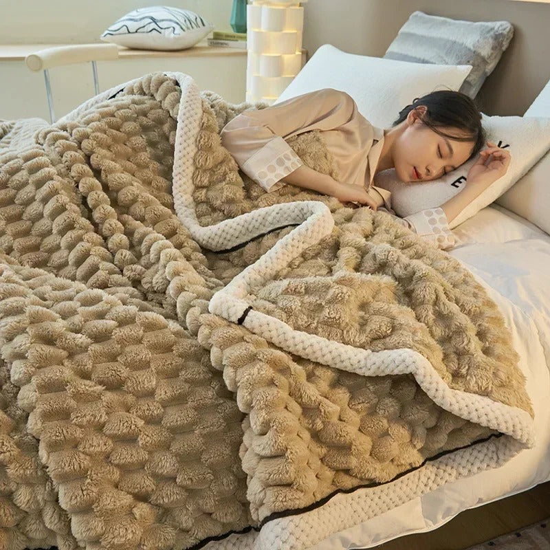 Garduru - Dicke Herbst-Veloursdecke für Bett