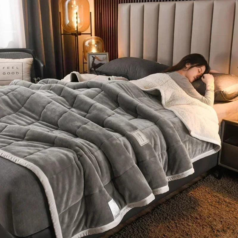 Garduru - Fleece-Decke Coral für den Herbst und Winter