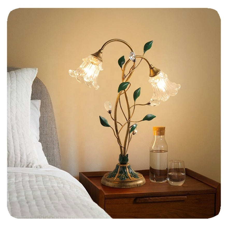 Tischlampe Blumig - Vintage-Design aus Eisen, Kristall und Glas für Schlafzimmer oder Wohnzimmer