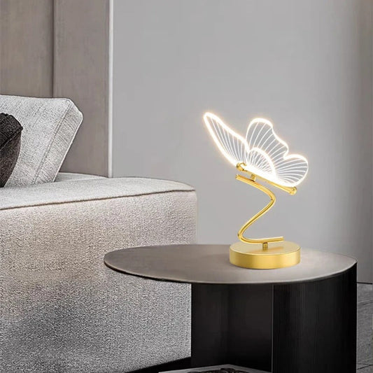 Garduru - Elegante Schmetterlings-Tischlampe für ein luxuriöses Zuhause-Vibe