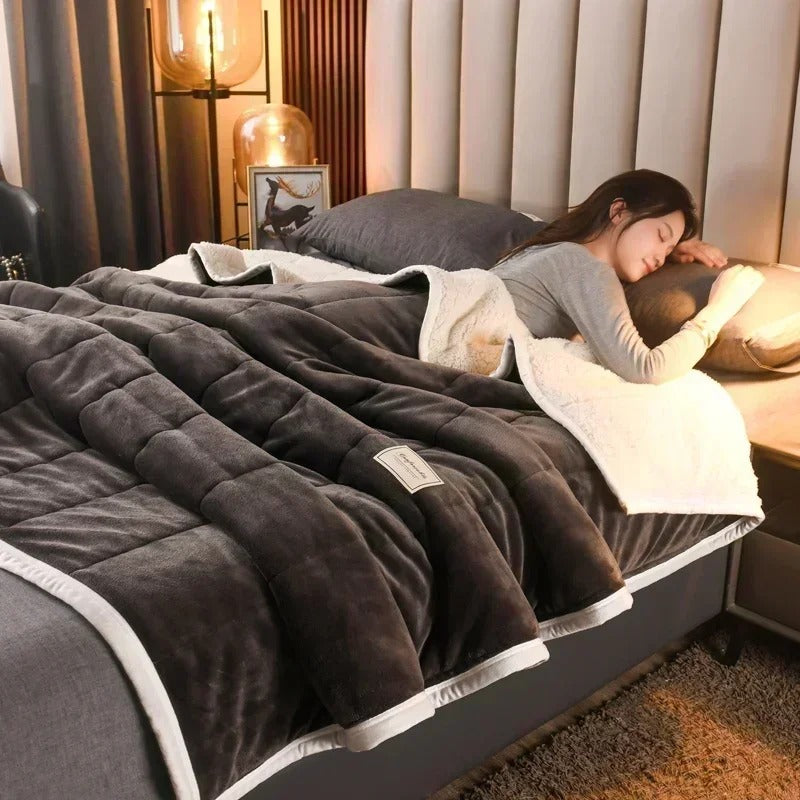 Garduru - Fleece-Decke Coral für den Herbst und Winter