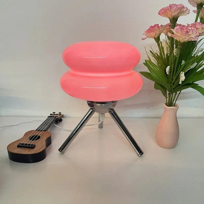 Mid-Century-Stil Dreiecksbasis Nachttischlampe