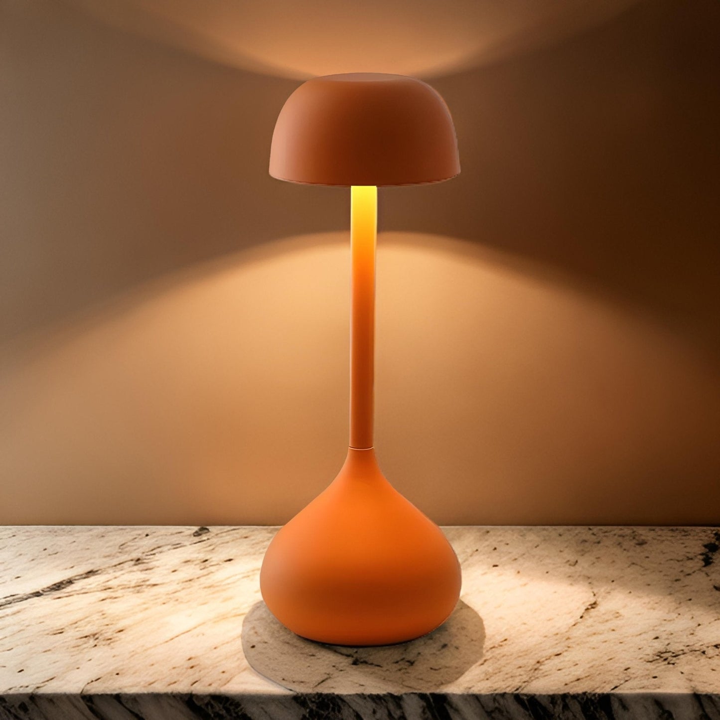 Minimale Dimm-Tischlampe