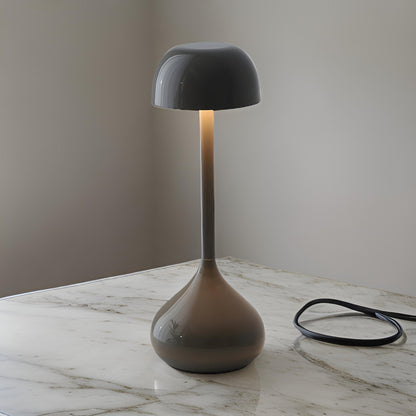 Minimale Dimm-Tischlampe