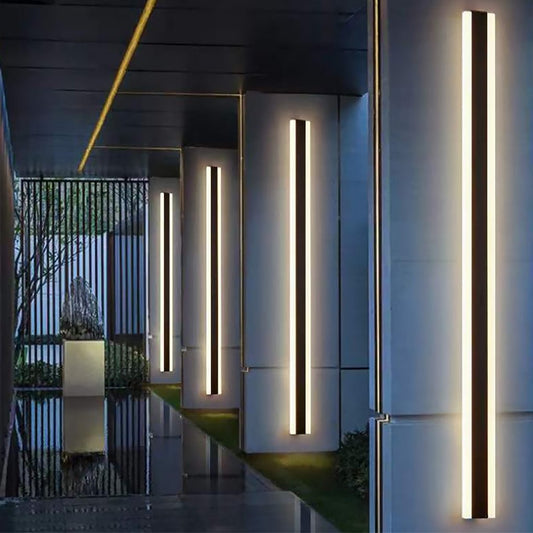 Moderne schwarze LED-Außenwandleuchte