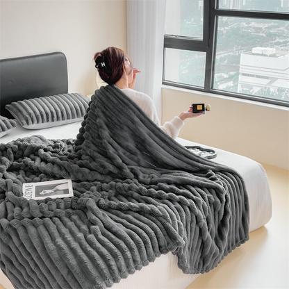 RoyaleGlow Lounge-Decke - Dick, Atmungsaktive Nordic Wurfdecke