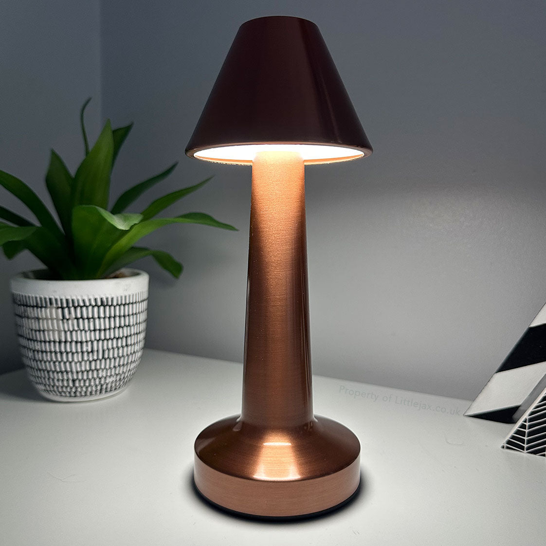 Ambient Oblique Moderne Kabellose Tischlampe – Einstellbare Lichtmodi & USB-aufladbar