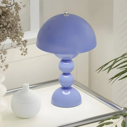 Moderne geometrische Tischlampe - Stilvolles skandinavisches Design mit buntem Fuß