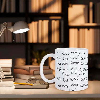 Neuartige, lustige Kaffeetasse aus Keramik mit Tittenmotiv