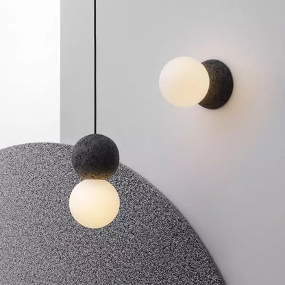 Suspension Origo – Geometrisches Design aus Vulkanstein und Opalglas-Diffusor