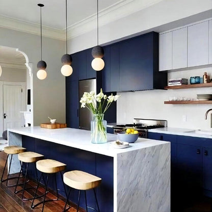 Aufhängung Origo – Geometrisches Design aus Zement, Vulkangestein und Opalglas