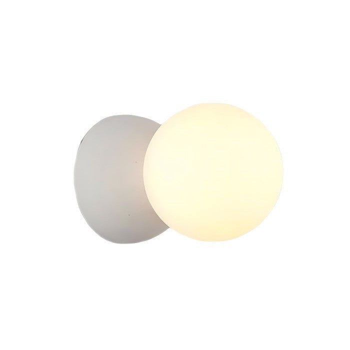 Aufhängung Origo – Geometrisches Design aus Zement, Vulkangestein und Opalglas