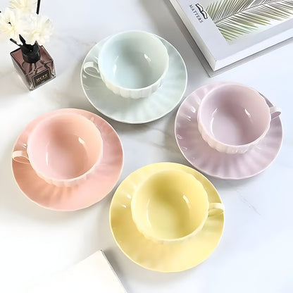 Pastellfarbiger Kürbis Kaffee Becher & Untertasse Set