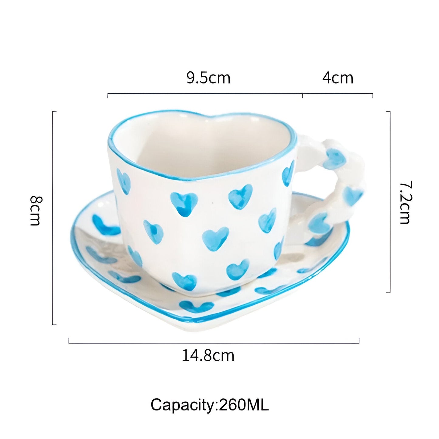 Musterte Kaffeetasse mit passender Untertasse