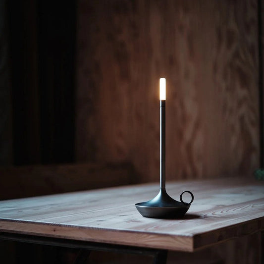 Lampe Giavi - Zeitgenössische Eleganz und warme Atmosphäre mit dimmbarem Licht