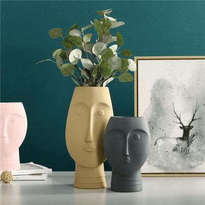 Garduru Face Design Keramik Vase | Moderne Deko für Wohnzimmer & Büro | Handgefertigte Kunstvasen