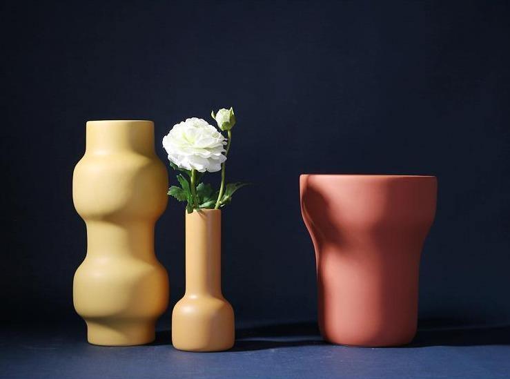 Garduru Keramik-Blumenvase | Warme Farbpalette | Elegantes Design | Perfekte Dekoration für Zuhause