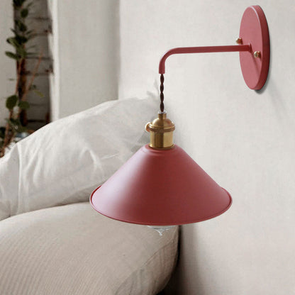 Wandlampe aus farbigem Metall im Vintage-Stil im Landhausstil