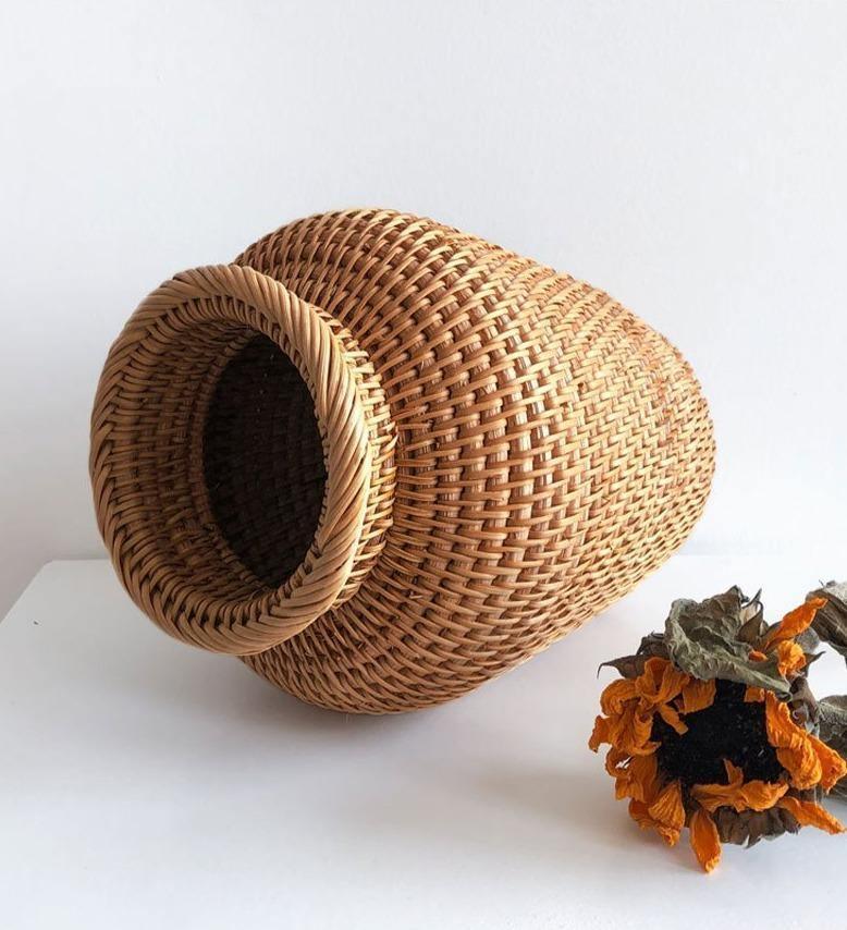 Garduru Handgefertigte Rattan-Vase | Natürliches Design | Boho-Stil | Perfekt für Dekoration und Blumenarrangements