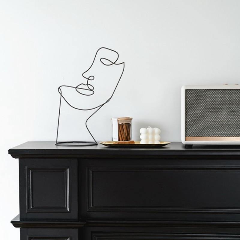 ArtForm – Moderne Eisen Abstrakte Silhouette Skulptur für Zeitlose Eleganz