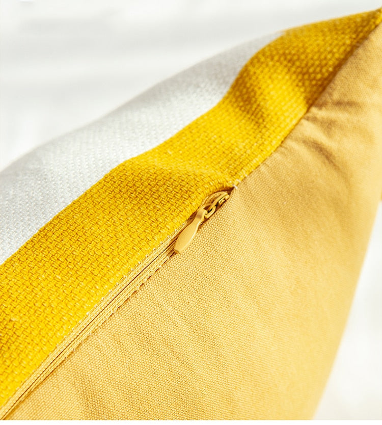 BotanicaLuxe – Strickkissenbezug mit üppigem Blumen- und Dschungelmuster